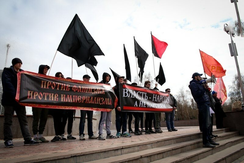 Томск: активистов Левого Блока задержали перед митингом